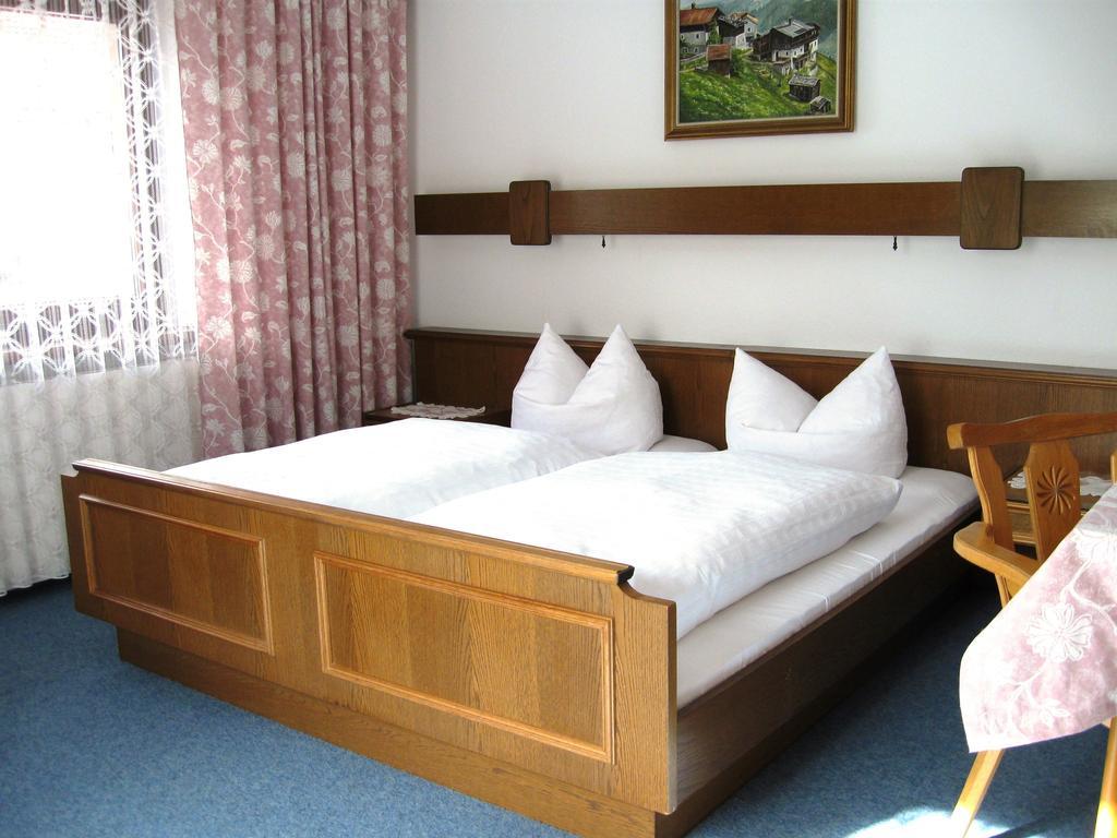 Apartment Hubert Praxmarer Fulpmes Room photo